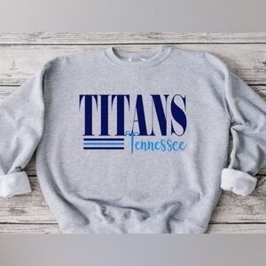 Titans striped crewneck